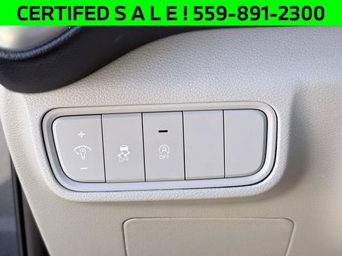 Certified 2025 Kia Soul LX w/ LX Technology Package FWD image 22