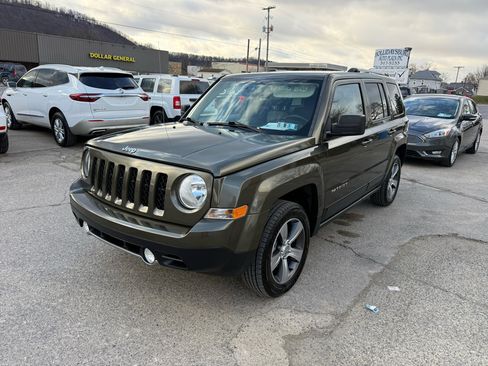 Used 2016 Jeep Patriot High Altitude image 3