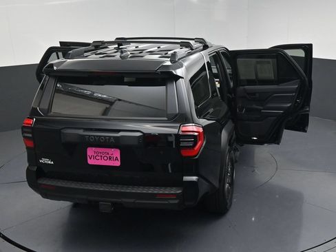 Used 2026 Toyota 4Runner SR5 AWD/4WD image 23