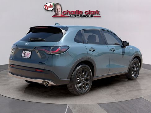 Used 2023 Honda HR-V Sport image 5