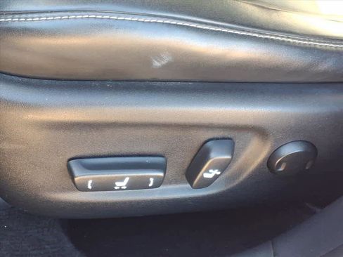 Used 2017 Lexus CT 200h image 5