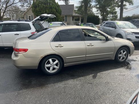 Used 2004 Honda Accord EX image 6
