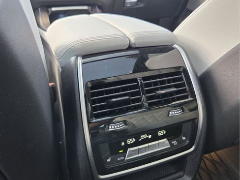Used 2026 BMW X7 xDrive40i AWD/4WD image 15