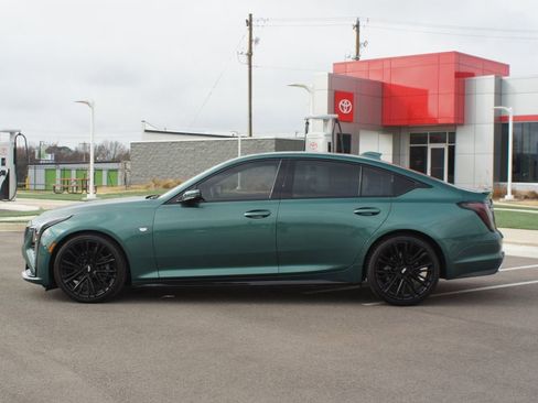 Used 2025 Cadillac CT5 Sport image 14