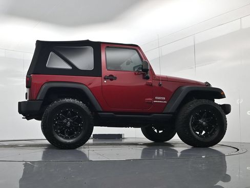 Used 2013 Jeep Wrangler Sport AWD/4WD image 35