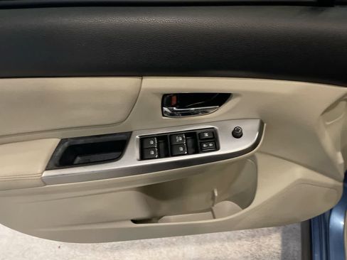 Used 2015 Subaru Crosstrek 2.0i Premium image 13
