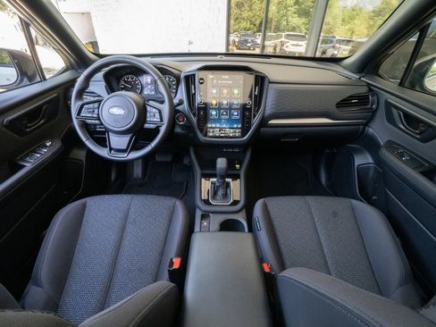 Certified 2025 Subaru Forester Premium AWD/4WD image 19