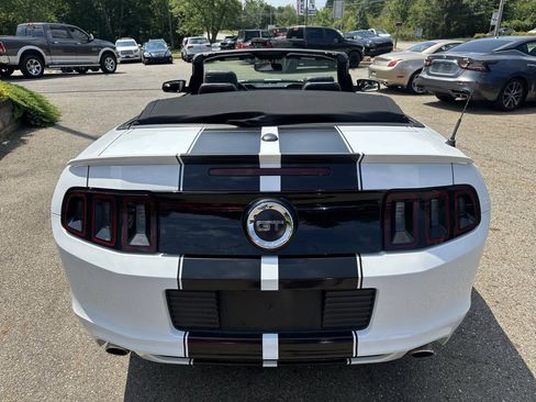 Used 2014 Ford Mustang GT Premium RWD image 5