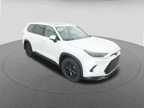New 2026 Toyota Grand Highlander Limited image 13