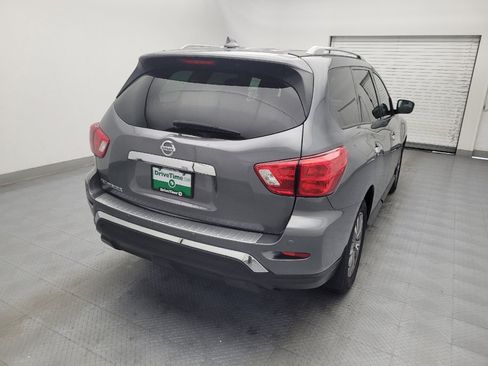 Used 2020 Nissan Pathfinder S image 7