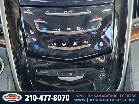 Used 2019 Cadillac Escalade ESV Premium Luxury RWD image 24