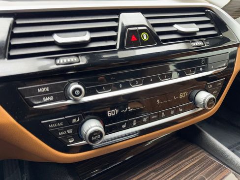 Used 2022 BMW 530i xDrive w/ Convenience Package image 67