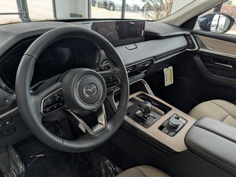 New 2026 MAZDA CX-90 Plug-In Hybrid w/ Preferred image 18