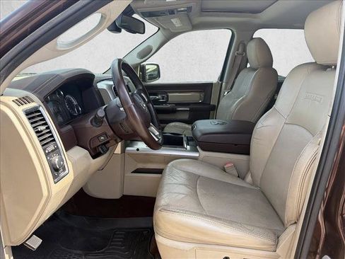 Used 2015 RAM 1500 Laramie w/ Convenience Group AWD/4WD image 12