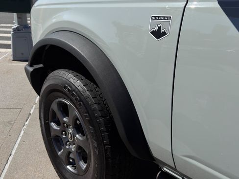 Used 2021 Ford Bronco Big Bend image 10