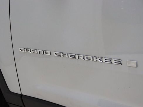 Used 2024 Jeep Grand Cherokee L Limited w/ Luxury Tech Group II image 68