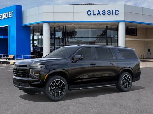 New 2026 Chevrolet Suburban RST image 2