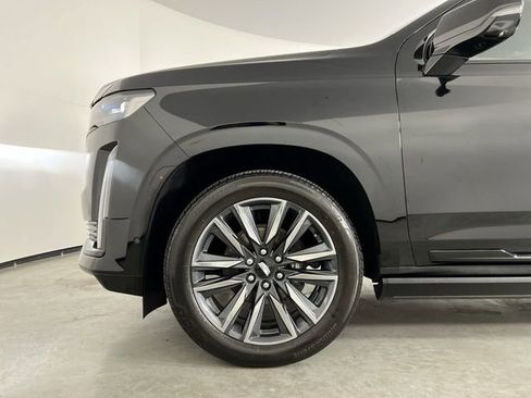 Certified 2024 Cadillac Escalade ESV Sport Platinum image 34