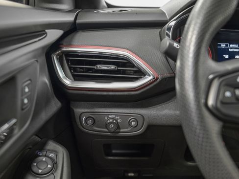 Used 2023 Chevrolet TrailBlazer RS FWD image 20