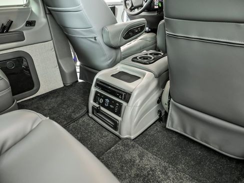 New 2025 GMC Savana 2500 Extended w/ Driver Convenience Package image 19