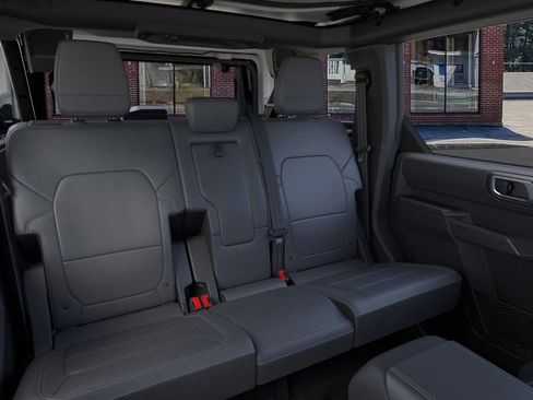 New 2025 Ford Bronco Badlands image 11