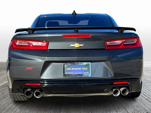 Used 2018 Chevrolet Camaro SS image 7