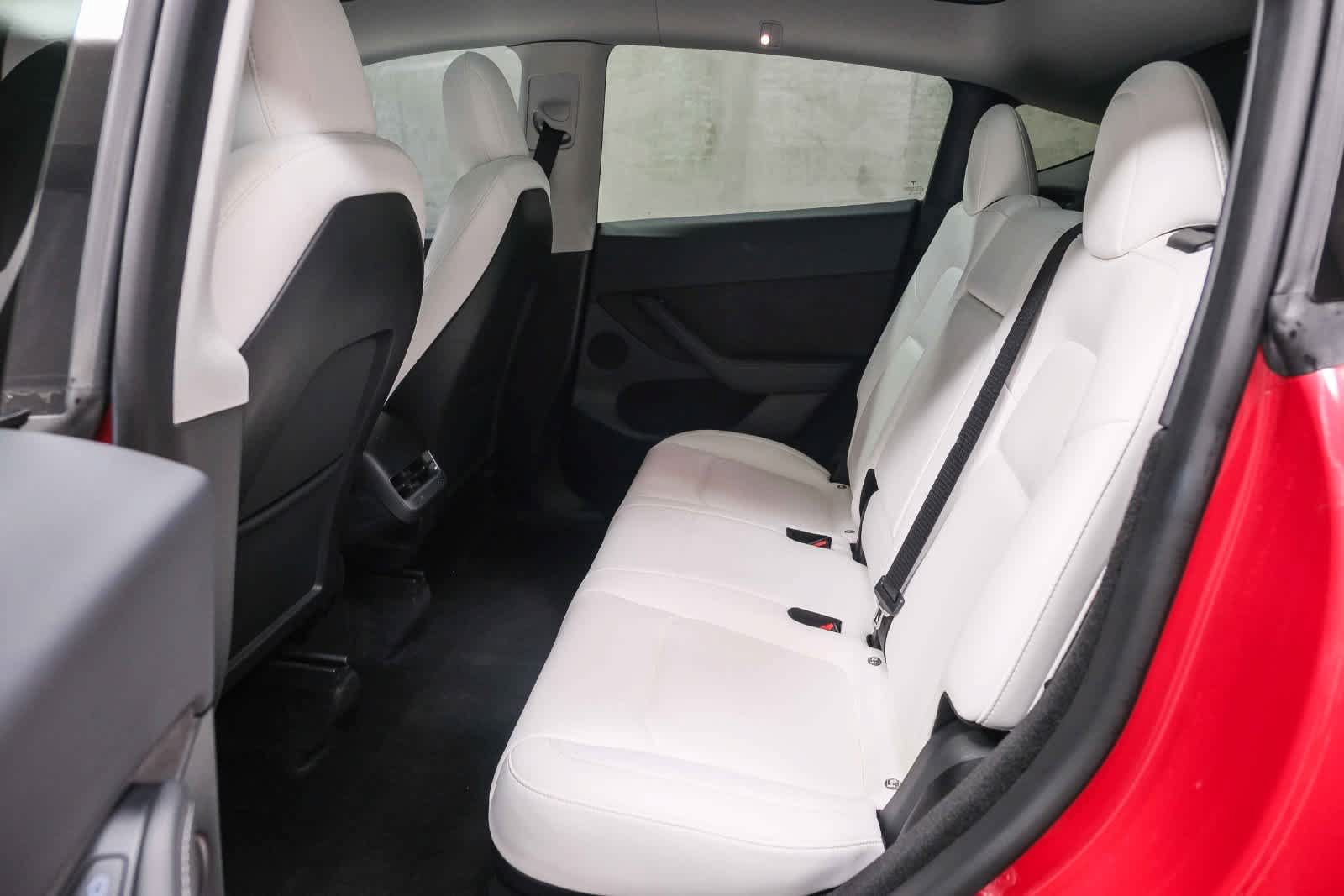 Used 2023 Tesla Model Y Long Range AWD/4WD image 21