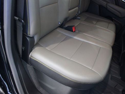 Used 2024 Chevrolet Colorado ZR2 w/ ZR2 Convenience Package III image 26