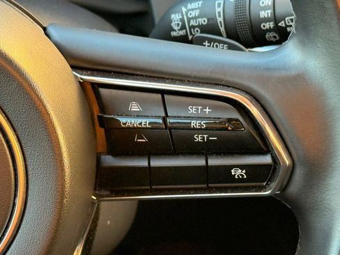 Used 2024 MAZDA CX-90 3.3 Turbo w/ Preferred Plus image 32