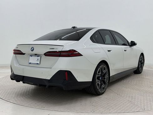 Certified 2024 BMW i5 eDrive40i w/ Executive Package RWD image 9