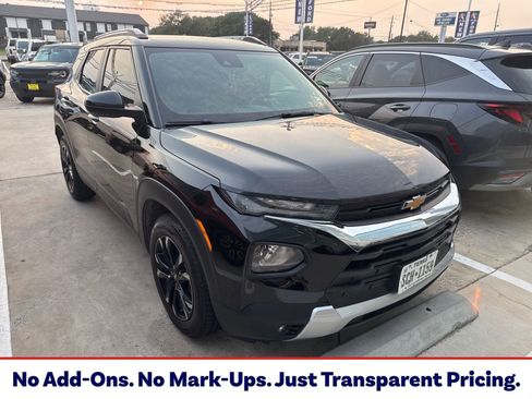 Used 2023 Chevrolet TrailBlazer LT w/ Convenience Package FWD image 1