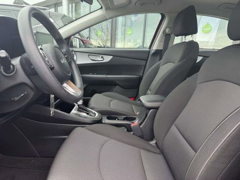 Used 2023 Kia Forte LXS FWD image 15