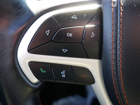 Used 2019 Jeep Grand Cherokee Summit AWD/4WD image 33
