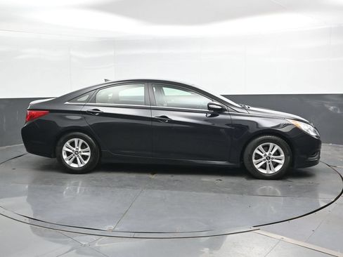 Used 2014 Hyundai Sonata GLS w/ Popular Equipment Group 2 FWD image 3