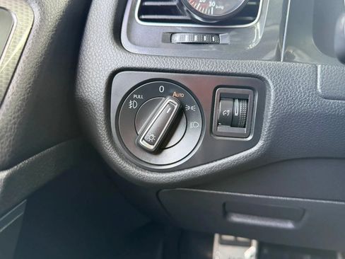 Used 2019 Volkswagen Golf Alltrack SE AWD/4WD image 34