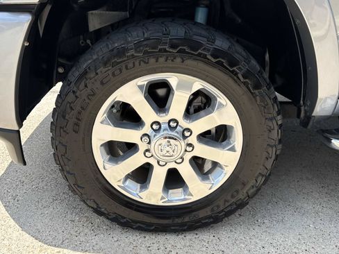 Used 2020 RAM 2500 Laramie AWD/4WD image 4