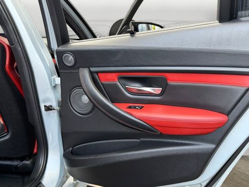 Used 2017 BMW M3 image 26