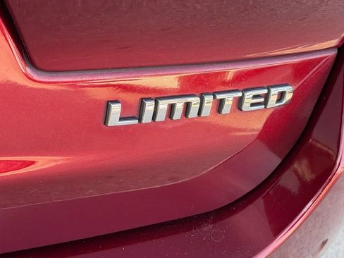 Used 2021 Jeep Grand Cherokee L Limited RWD image 14