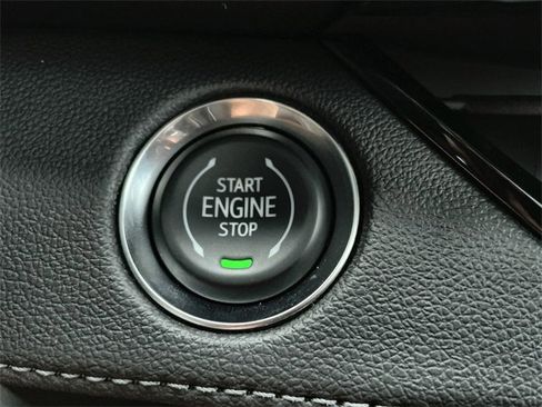 New 2025 Buick Enclave Avenir w/ Super Cruise Package image 17