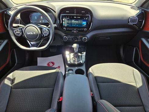 Used 2025 Kia Soul GT-Line w/ GT-Line Technology Package FWD image 21
