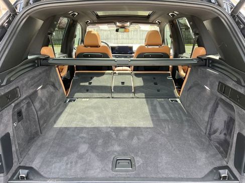 Used 2024 BMW X5 xDrive40i w/ Executive Package image 33