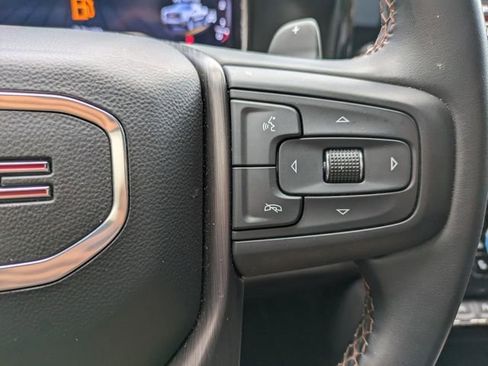 Used 2025 GMC Sierra 1500 AT4 w/ AT4 Premium Package AWD/4WD image 23