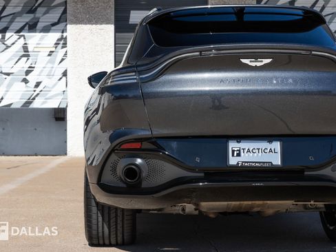 Used 2021 Aston Martin DBX image 15