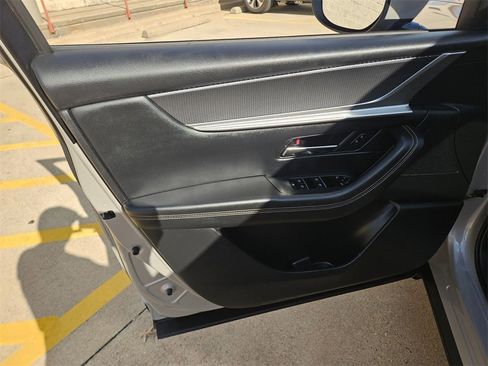 Used 2024 MAZDA CX-90 3.3 Turbo w/ Preferred Plus image 14