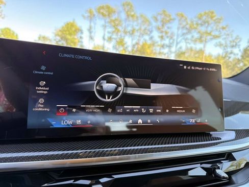 New 2026 BMW X5 M60i image 28