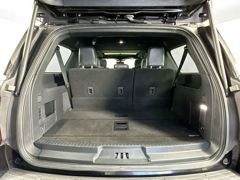 Used 2022 Ford Expedition Max Platinum AWD/4WD image 19