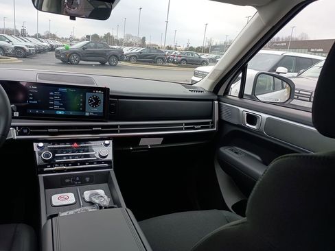 New 2026 Hyundai Santa Fe SE AWD/4WD image 11