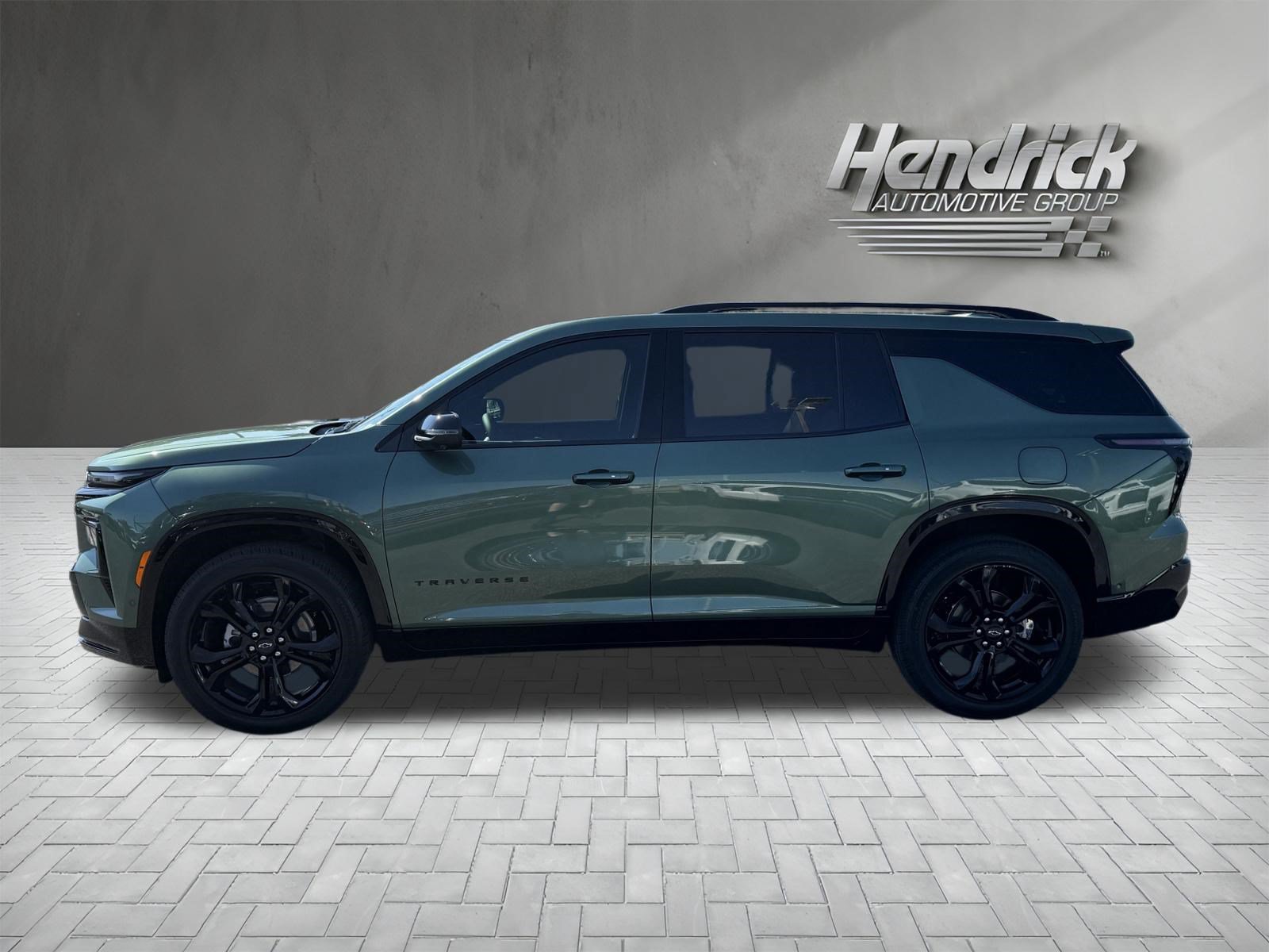 Used 2027 Chevrolet Traverse RS w/ LPO, Floor Liner Package FWD image 7