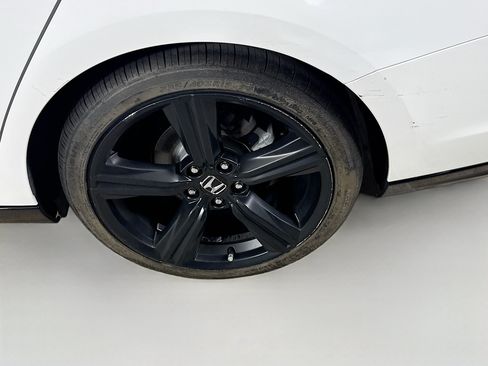 Used 2023 Honda Accord Sport image 37