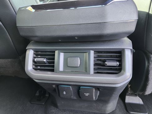 Used 2023 Ford F150 Lightning Lariat image 15